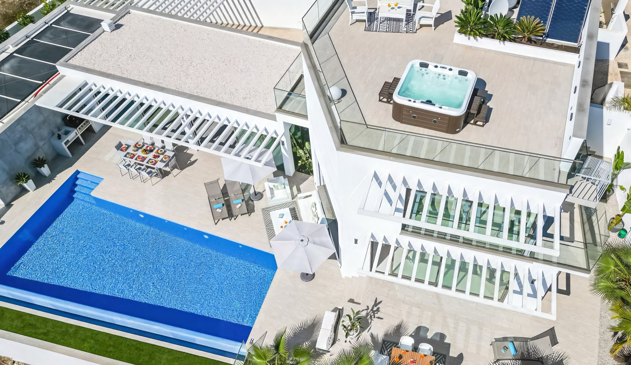 Boa Vida exterior & pool